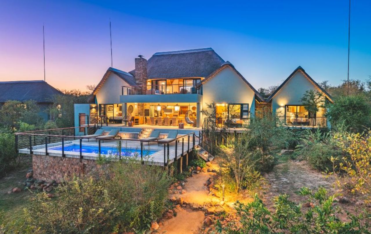 Mhisi Lodge